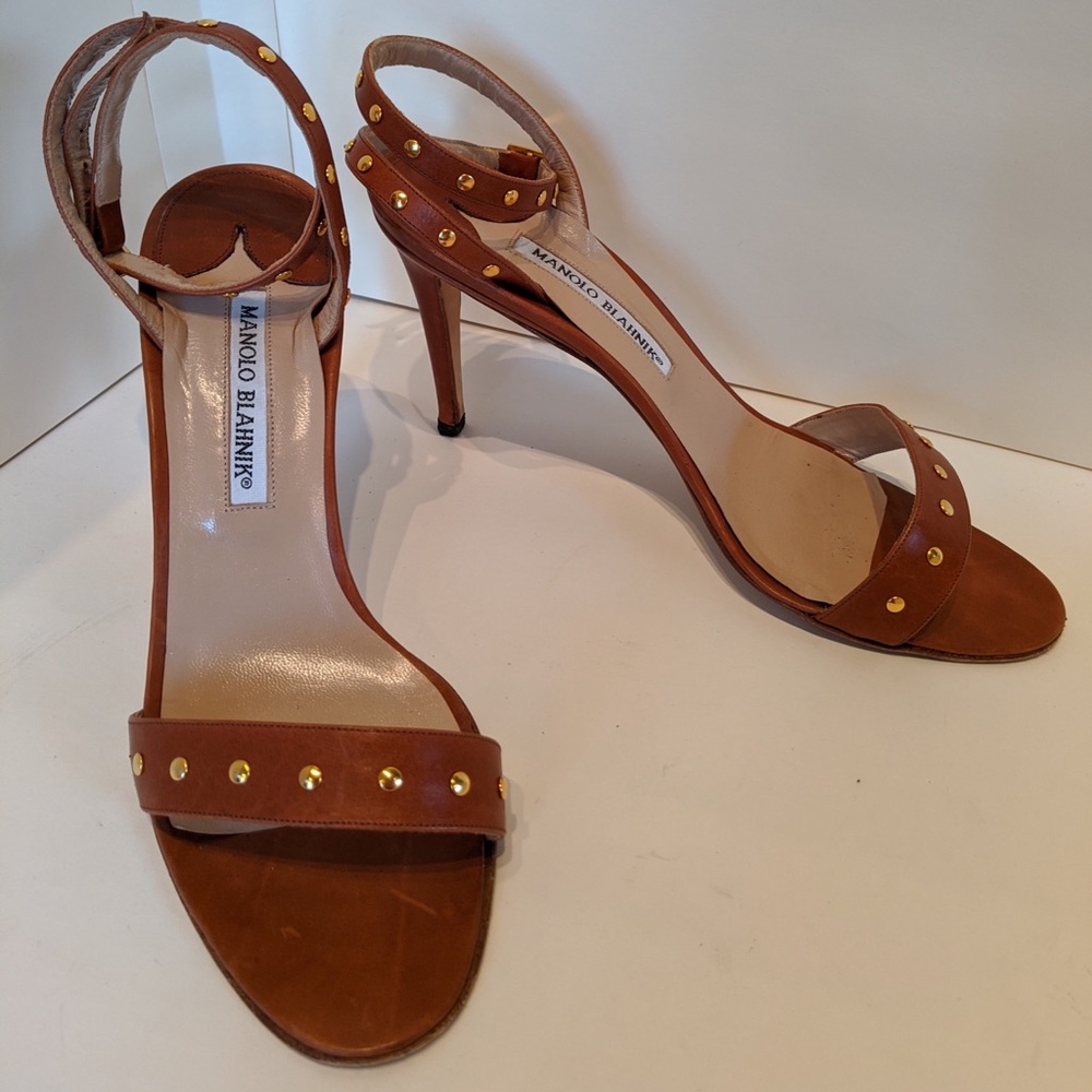 Manolo Blahnik Shoes size 8